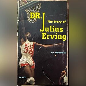 Dr. J: The Story of Julius Erving Book
some loose pages. but all there